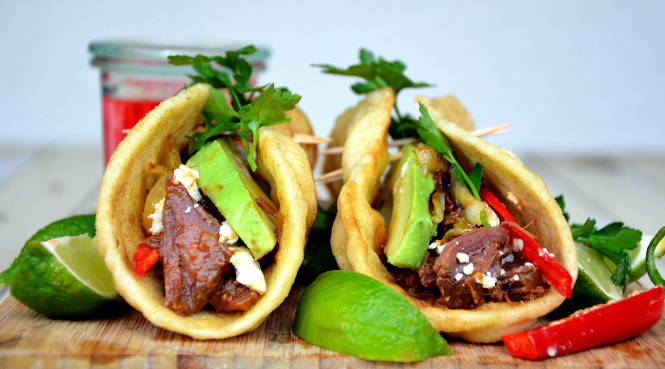 Tacos mit geschmortem Rindfleisch